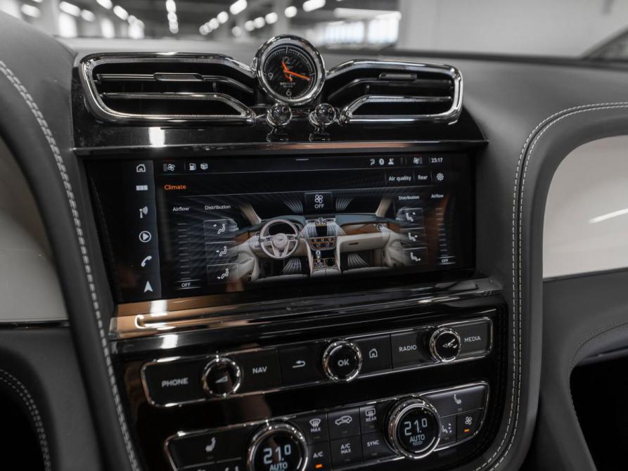 Bentley Bentayga I Рестайлинг Москва  - изображение 20