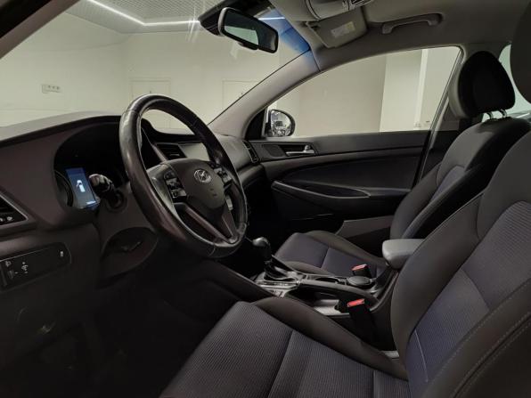 Hyundai Tucson III с пробегом 2018 года, цена 1 907 000 рублей, 182653 км, внедорожник, Автокод Объявления