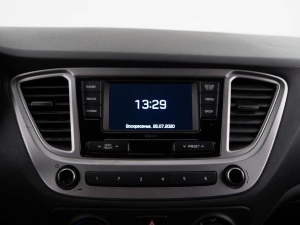Hyundai Solaris II с пробегом 2019 года, цена 1 635 055 рублей, 50072 км, седан, Автокод Объявления