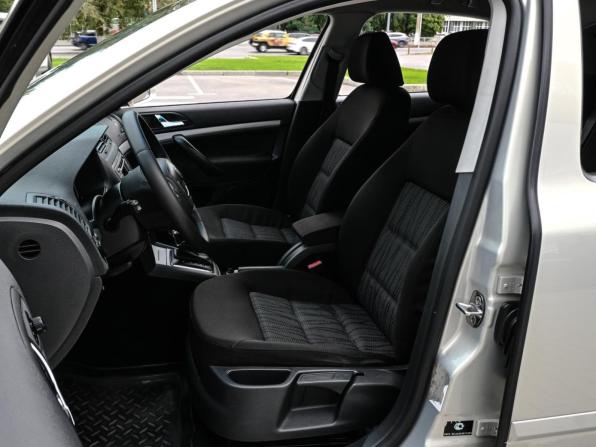 Skoda Octavia II (A5) Рестайлинг с пробегом 2011 года, цена 1 029 000 рублей, 175256 км, лифтбек, Автокод Объявления