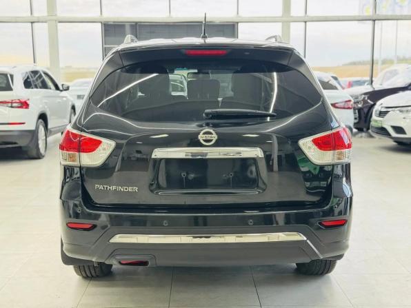 Nissan Pathfinder IV с пробегом 2015 года, цена 1 849 000 рублей, 148000 км, внедорожник, Автокод Объявления