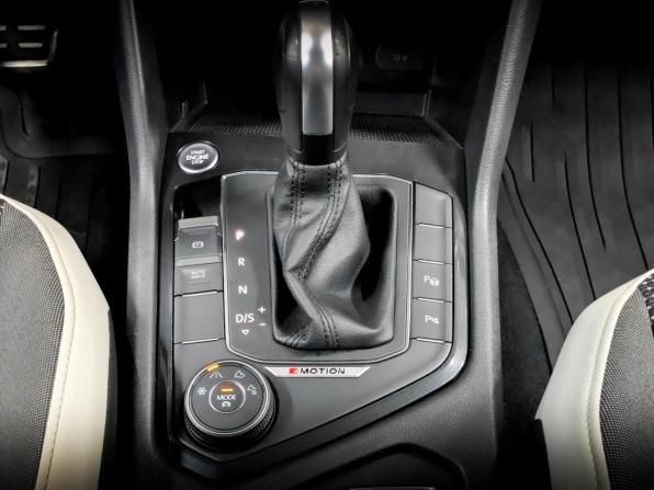 Volkswagen Tiguan II с пробегом 2019 года, цена 2 350 000 рублей, 141508 км, внедорожник, Автокод Объявления