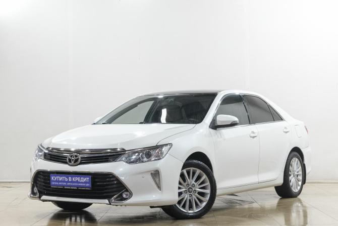 Toyota Camry VII (XV50) Рестайлинг 2 с пробегом 2017 года, цена 1 949 000 рублей, 128000 км, седан, Автокод Объявления