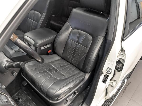 Toyota Land Cruiser 200 Series Рестайлинг 2 с пробегом 2019 года, цена 7 550 000 рублей, 132326 км, внедорожник, Автокод Объявления