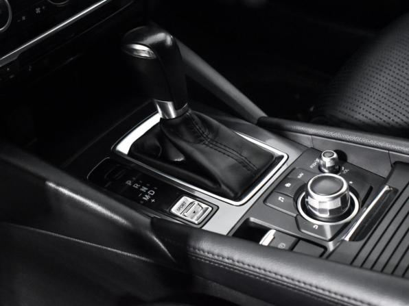 Mazda 6 III (GJ) Рестайлинг с пробегом 2018 года, цена 1 655 000 рублей, 187706 км, седан, Автокод Объявления