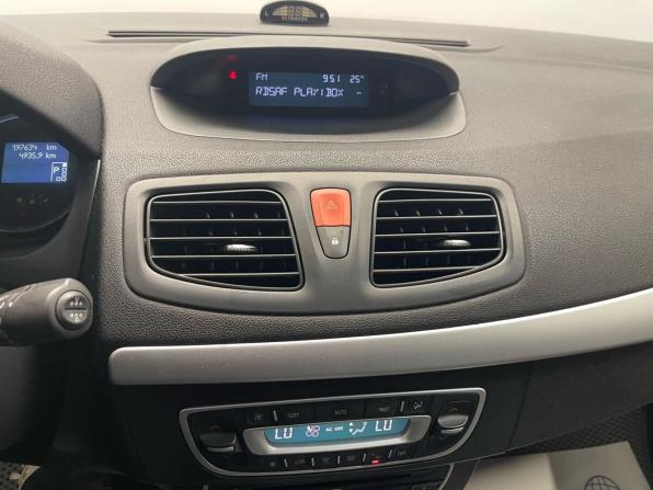 Renault Fluence I с пробегом 2010 года, цена 639 000 рублей, 197000 км, седан, Автокод Объявления