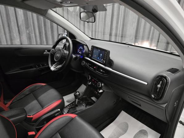 Kia Picanto III с пробегом 2017 года, цена 1 099 000 рублей, 72000 км, хэтчбек, Автокод Объявления