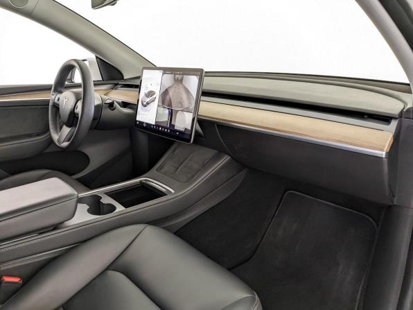 Tesla Model Y I с пробегом 2022 года, цена 4 610 000 рублей, 71951 км, внедорожник, Автокод Объявления