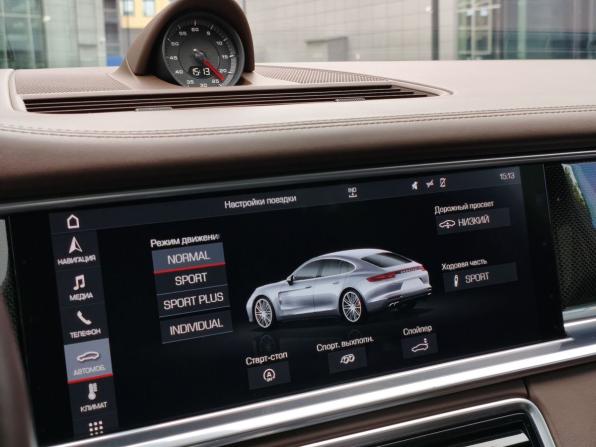Porsche Panamera II с пробегом 2018 года, цена 8 650 000 рублей, 68686 км, фастбек, Автокод Объявления