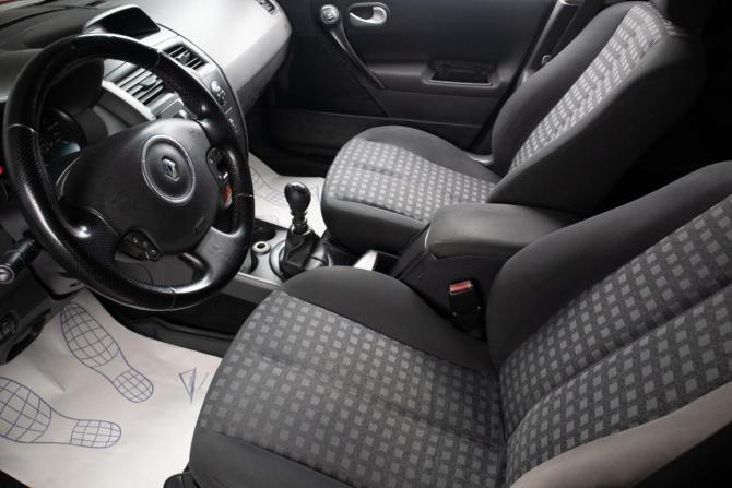 Renault Megane II Рестайлинг с пробегом 2009 года, цена 499 000 рублей, 218000 км, универсал, Автокод Объявления