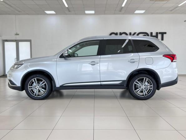 Mitsubishi Outlander III Рестайлинг 3 с пробегом 2018 года, цена 1 899 000 рублей, 92417 км, внедорожник, Автокод Объявления
