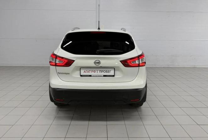 Nissan Qashqai II с пробегом 2014 года, цена 1 390 000 рублей, 180185 км, внедорожник, Автокод Объявления