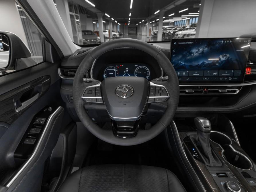 Toyota Highlander IV (XU70) Москва  - изображение 11