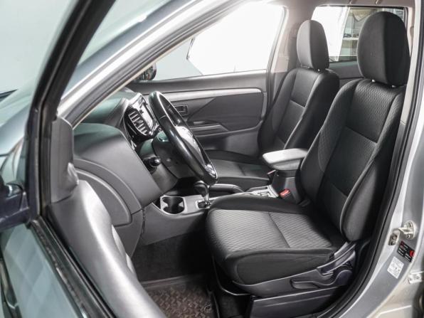 Mitsubishi Outlander III Рестайлинг 2 с пробегом 2015 года, цена 1 799 000 рублей, 164363 км, внедорожник, Автокод Объявления