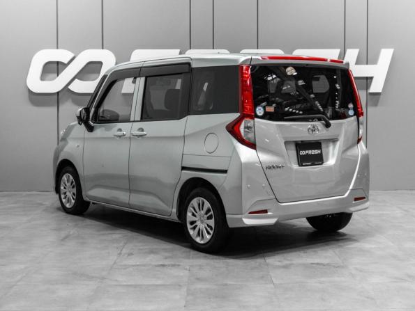 Toyota Roomy I Рестайлинг с пробегом 2020 года, цена 1 050 000 рублей, 141378 км, микровэн, Автокод Объявления