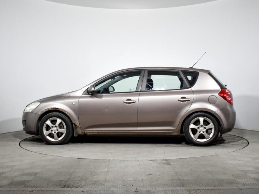 Kia Ceed I Санкт-Петербург  - изображение 8