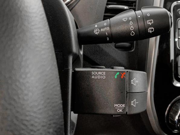 Renault Kaptur I с пробегом 2018 года, цена 1 389 000 рублей, 102975 км, внедорожник, Автокод Объявления