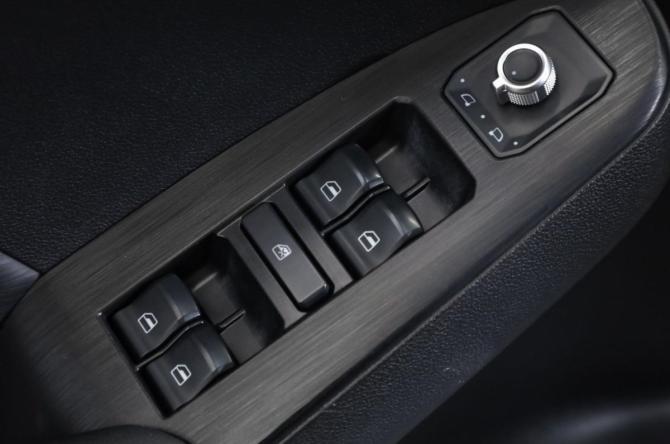 Haval Jolion I Рестайлинг с пробегом 2024 года, цена 1 749 000 рублей, 52100 км, внедорожник, Автокод Объявления