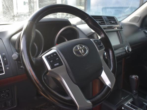 Toyota Land Cruiser Prado 150 Series Рестайлинг 1 с пробегом 2015 года, цена 3 275 000 рублей, 168237 км, внедорожник, Автокод Объявления