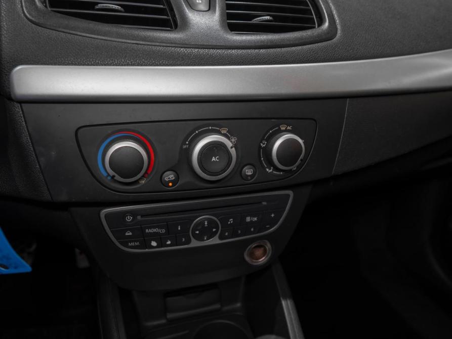 Renault Megane III Москва  - изображение 15
