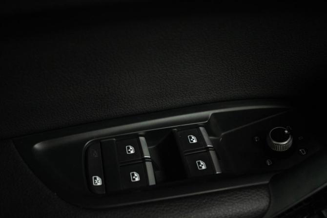 Audi Q5 II (FY) с пробегом 2017 года, цена 2 699 000 рублей, 199675 км, внедорожник, Автокод Объявления