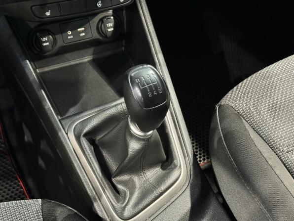 Hyundai Solaris I Рестайлинг с пробегом 2017 года, цена 1 167 000 рублей, 153439 км, седан, Автокод Объявления