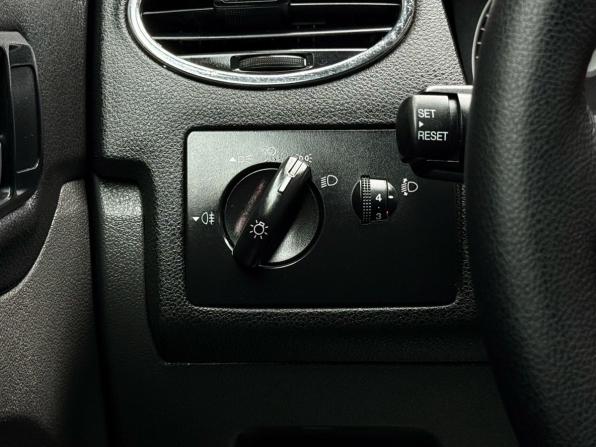 Ford Focus II с пробегом 2007 года, цена 349 000 рублей, 327895 км, хэтчбек, Автокод Объявления