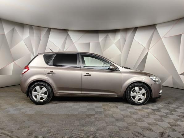 Kia Ceed I Рестайлинг с пробегом 2011 года, цена 519 000 рублей, 221692 км, хэтчбек, Автокод Объявления