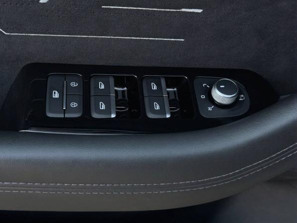 Geely Monjaro I с пробегом 2024 года, цена 3 370 000 рублей, 36079 км, внедорожник, Автокод Объявления