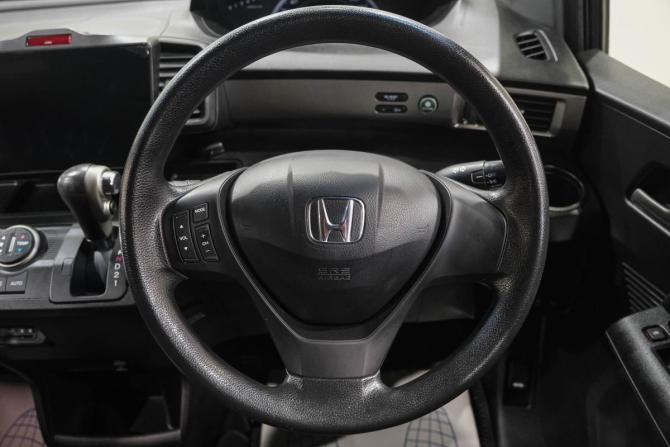 Honda Freed I Рестайлинг с пробегом 2014 года, цена 1 159 000 рублей, 173000 км, компактвэн, Автокод Объявления