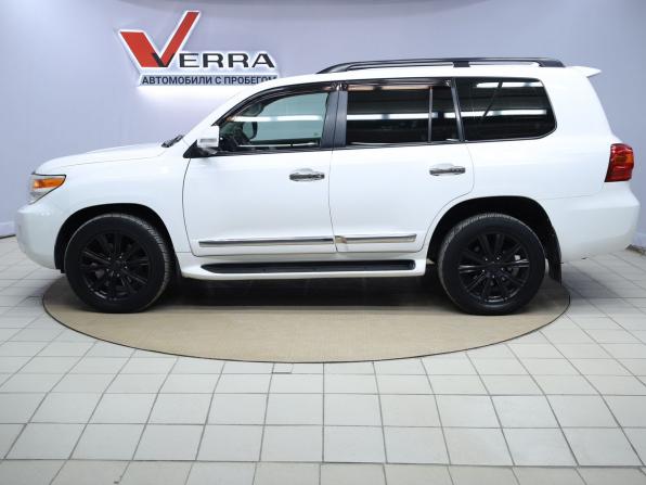 Toyota Land Cruiser 200 Series Рестайлинг 1 с пробегом 2013 года, цена 3 690 000 рублей, 268327 км, внедорожник, Автокод Объявления