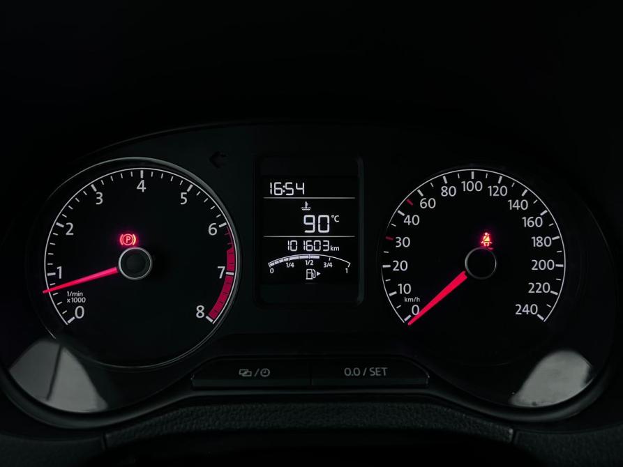 Volkswagen Polo V Рестайлинг Ростов-на-Дону  - изображение 12
