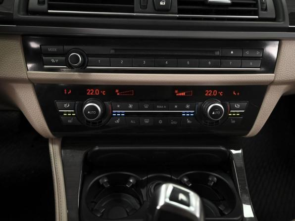 BMW 5 серии VI (F10/F11/F07) с пробегом 2011 года, цена 1 998 000 рублей, 217745 км, седан, Автокод Объявления