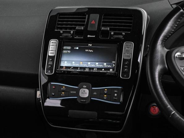 Nissan Leaf I (ZE0/AZE0) с пробегом 2016 года, цена 1 119 000 рублей, 94788 км, хэтчбек, Автокод Объявления