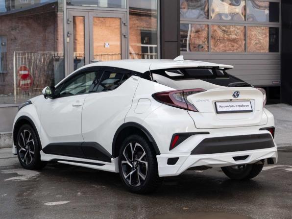 Toyota C-HR I с пробегом 2018 года, цена 1 700 000 рублей, 85407 км, внедорожник, Автокод Объявления