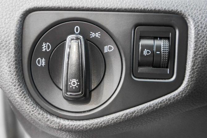 Volkswagen Golf VII с пробегом 2014 года, цена 989 000 рублей, 214000 км, хэтчбек, Автокод Объявления