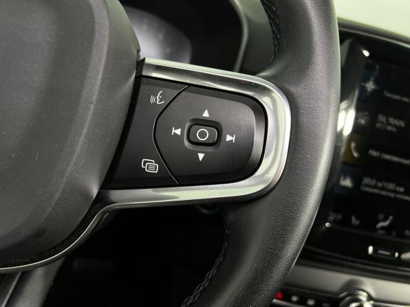 Volvo XC40 I с пробегом 2021 года, цена 2 680 000 рублей, 72163 км, внедорожник, Автокод Объявления