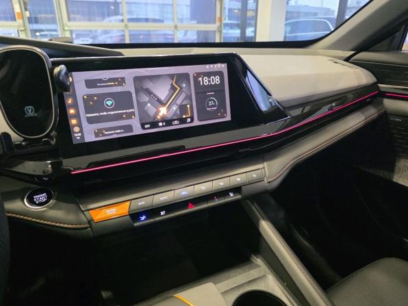 Changan UNI-V I с пробегом 2023 года, цена 2 112 000 рублей, 55901 км, лифтбек, Автокод Объявления