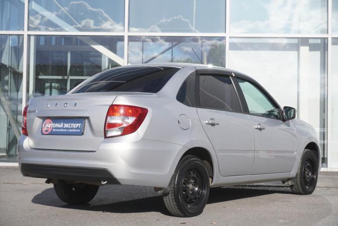 Lada (ВАЗ) Granta I Рестайлинг с пробегом 2022 года, цена 789 000 рублей, 40000 км, седан, Автокод Объявления