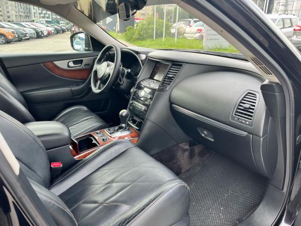 Infiniti FX II (S51) Рестайлинг с пробегом 2013 года, цена 1 300 000 рублей, 223496 км, внедорожник, Автокод Объявления