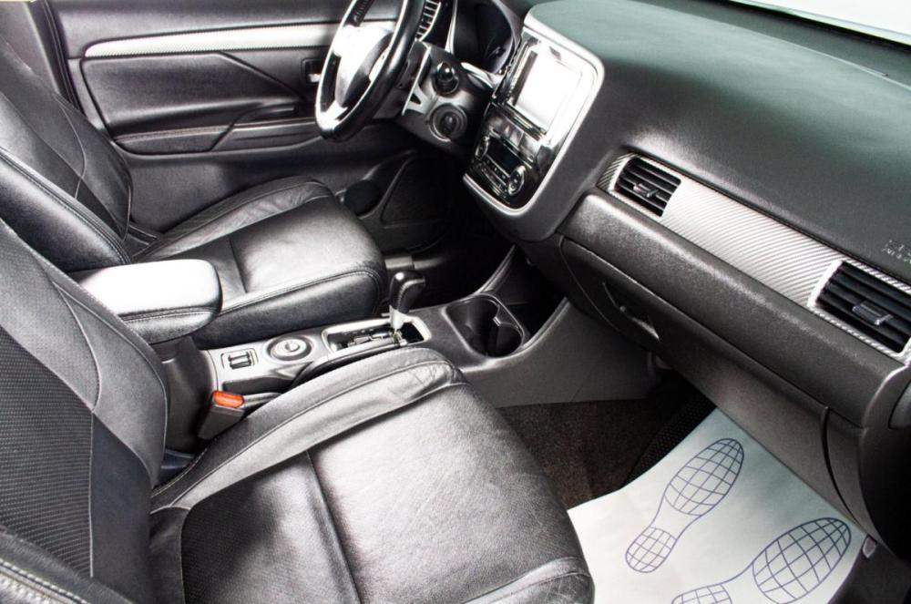 Mitsubishi Outlander III Рестайлинг Сургут  - изображение 10