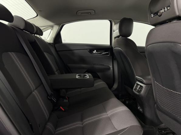 Kia Cerato IV Рестайлинг с пробегом 2021 года, цена 2 450 000 рублей, 49000 км, седан, Автокод Объявления