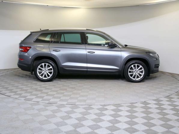 Skoda Kodiaq I с пробегом 2018 года, цена 2 190 000 рублей, 212389 км, внедорожник, Автокод Объявления