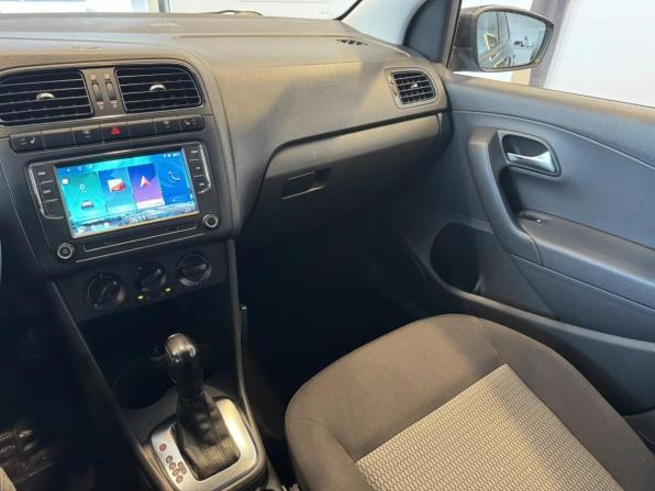 Volkswagen Polo V с пробегом 2012 года, цена 655 000 рублей, 200320 км, седан, Автокод Объявления