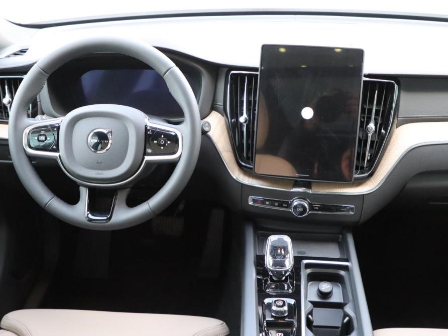 Volvo XC60 II Рестайлинг 2 Санкт-Петербург  - изображение 12