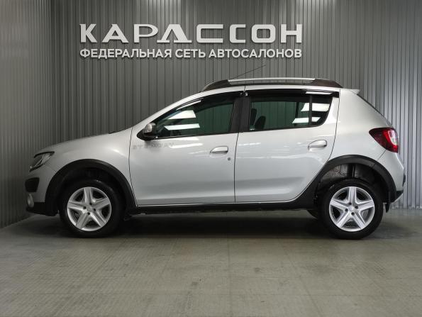 Renault Sandero II с пробегом 2015 года, цена 730 000 рублей, 137000 км, хэтчбек, Автокод Объявления