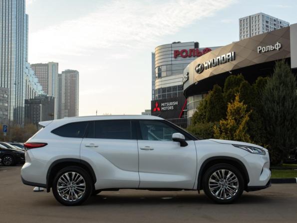Toyota Highlander IV (XU70) с пробегом 2025 года, цена 5 088 000 рублей, 18139 км, внедорожник, Автокод Объявления