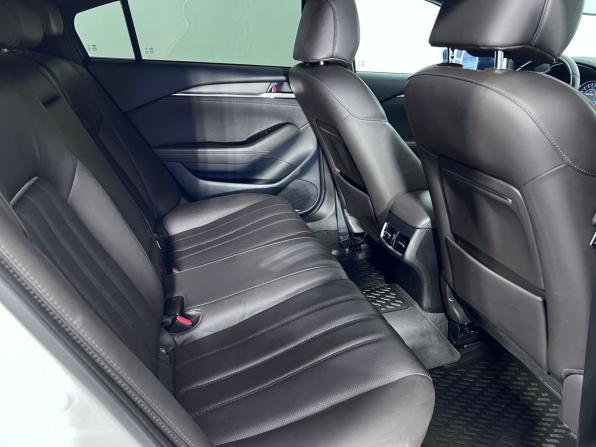 Mazda 6 III (GJ) Рестайлинг 2 с пробегом 2023 года, цена 2 952 000 рублей, 57891 км, седан, Автокод Объявления