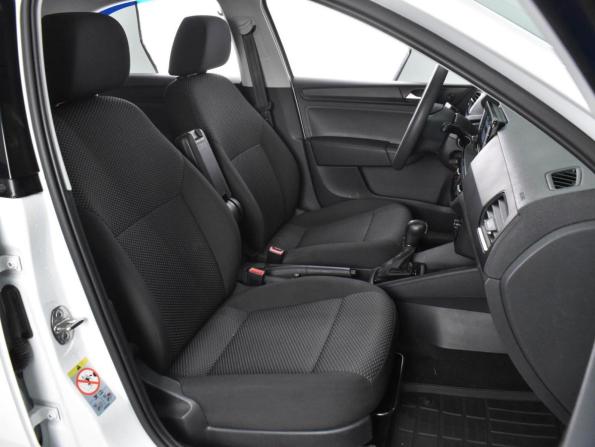 Volkswagen Polo VI с пробегом 2022 года, цена 1 724 000 рублей, 44902 км, лифтбек, Автокод Объявления