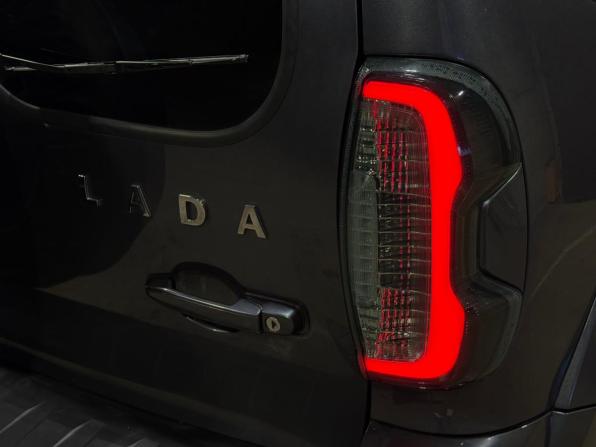 Lada (ВАЗ) Niva Travel I с пробегом 2021 года, цена 1 000 000 рублей, 42383 км, внедорожник, Автокод Объявления